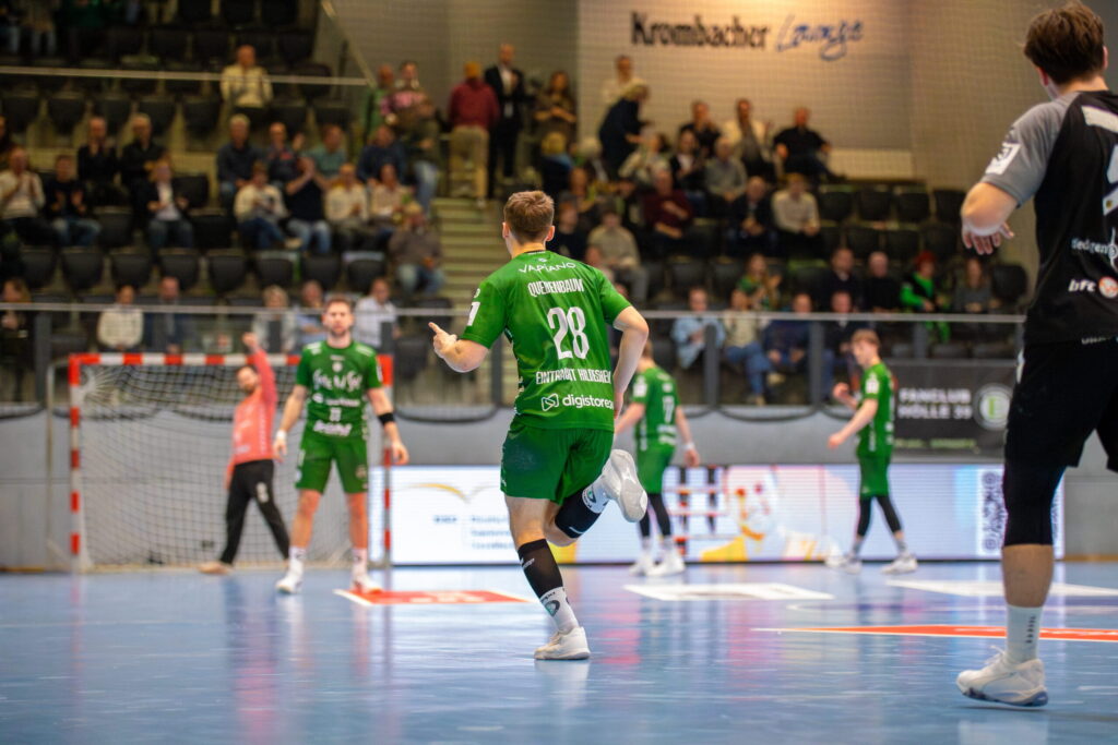 Lukas Quedenbaum beim HC Eintracht Hildesheim
